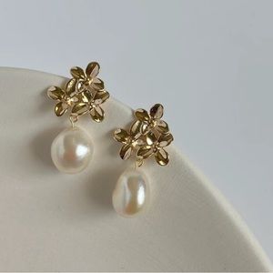 Flower and Pearl Drop Earrings